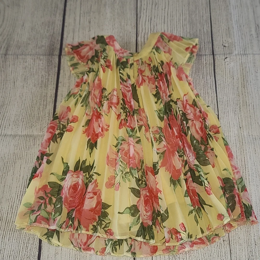 Girls dress - Picture 2 of 4